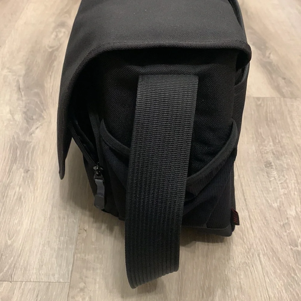 Tamrac 3447 Rally 7 Camera Laptop Bag. Lots of Storage Compartments